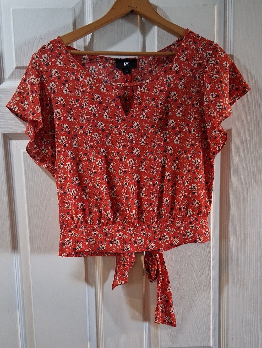 Iz Byer Coral Red Floral Tie-Front Crop Top